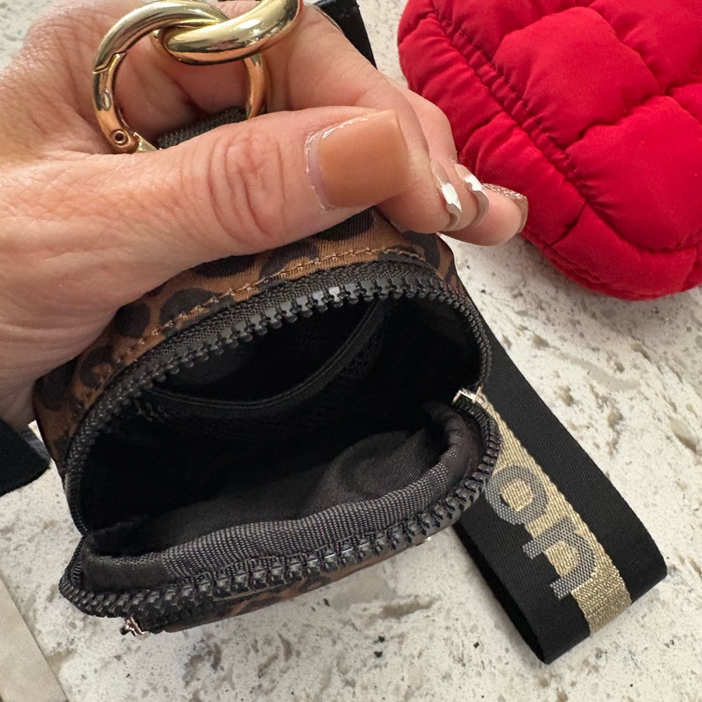 lululemon athletica Leopard Print Brown and Black Mini Pouch Keychain - Picture 2 of 5
